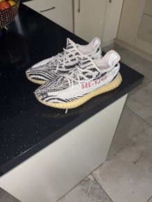Zebra Yeezy 350