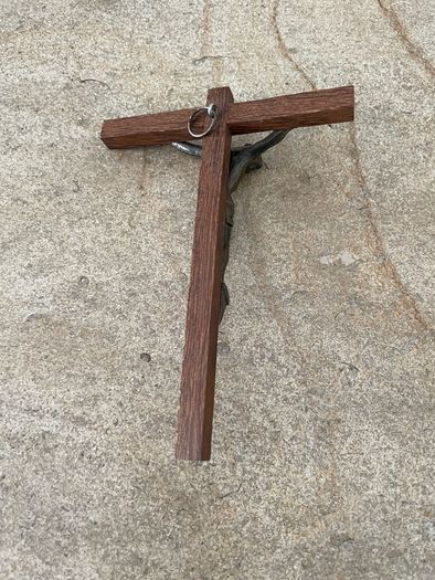 Vintage small wooden hanging crufix with brass
