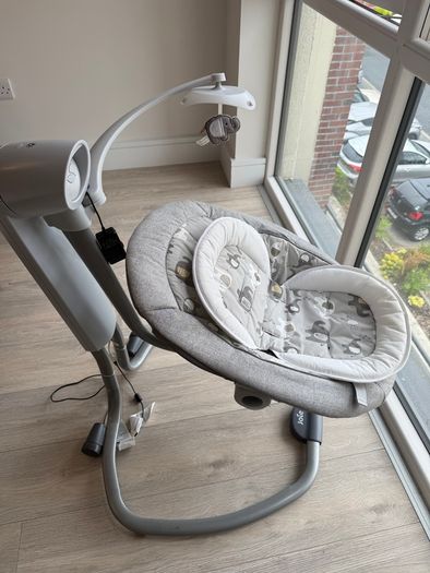 Baby swing