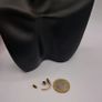 9 ct gold earrings Image 3