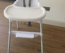 Small highchair