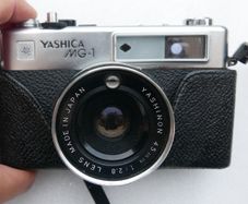 Yashica MG-1 Rangefinder 35mm Film Camera 45mm f:2.8 w/ Strap TESTED & WORKING