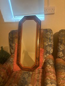 Wall mirror