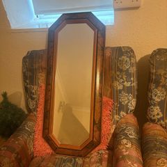 Wall mirror