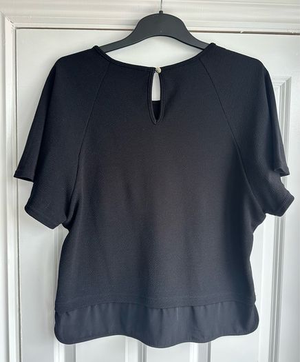 Black Oasis top sz M