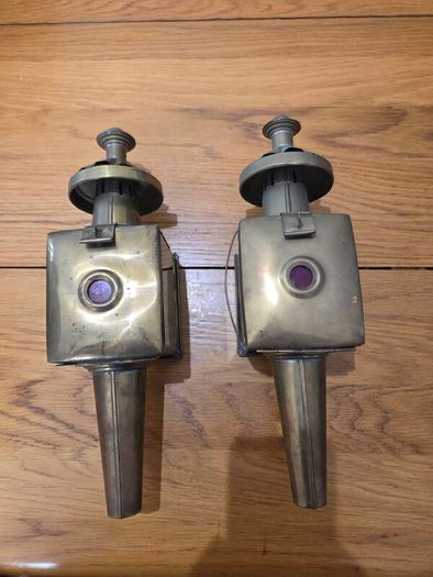 Carrige lamps