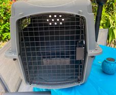 Animal transport carrier