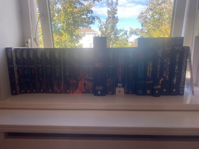 Complete Skulduggery Pleasant Collection Derek Landy 20 Books