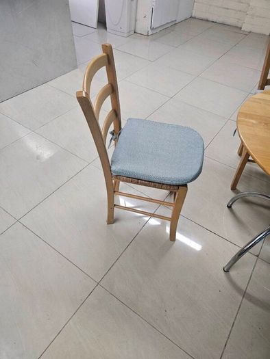 Dining table with Chairs