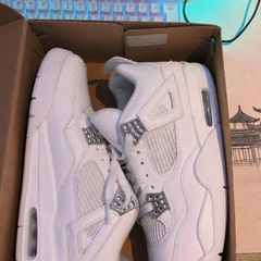 White jordan 4