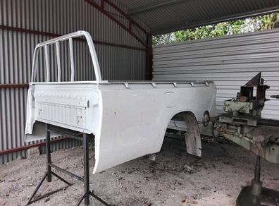 Toyota hilux single cab tub new with lights.
