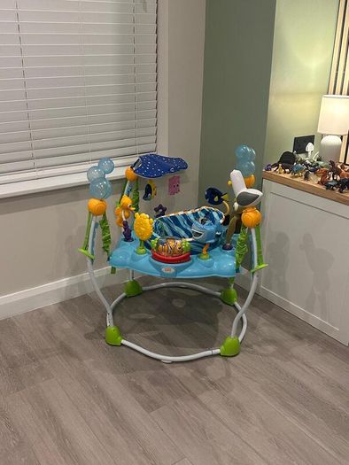 Bright Starts Finding Nemo baby jumper