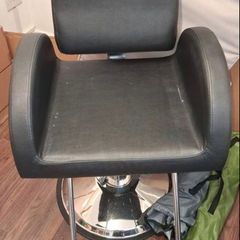 beauticians chair