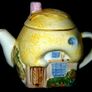 "The Cottages" Vintage Teapot Collection Image 2