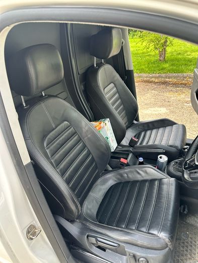 Volkswagen Caddy Mk4 Trendline Seats