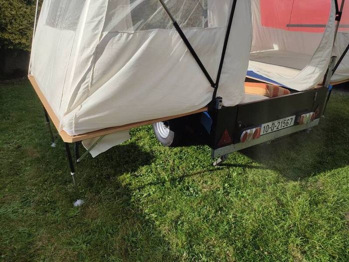 Trailer Tent