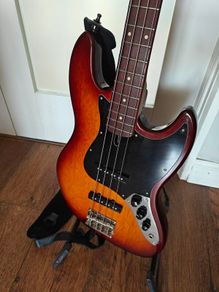 Marcus Miller V3 2nd Gen Jazz Bass