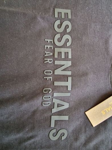Essentials t-shirt