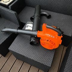 leaf blower
