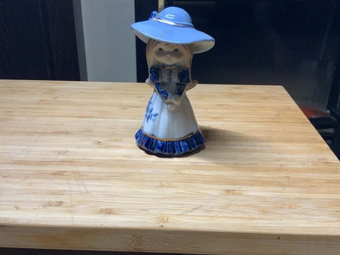 Figurines