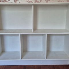 Shelves / Bookcase