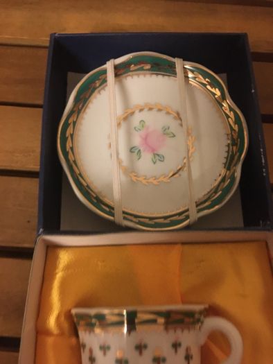 Cup (1.5 inches) and saucer in box