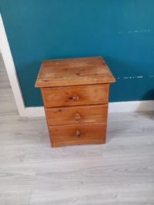 bed side locker