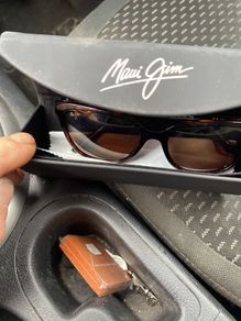 Sun glasses.Maui Jim.