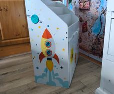 Kids Bookshelf with Drawer