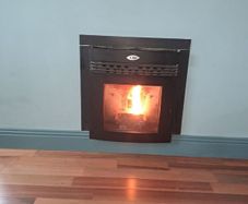 Kalor wood pellet stove - 3kW to 13kW - excellent condition