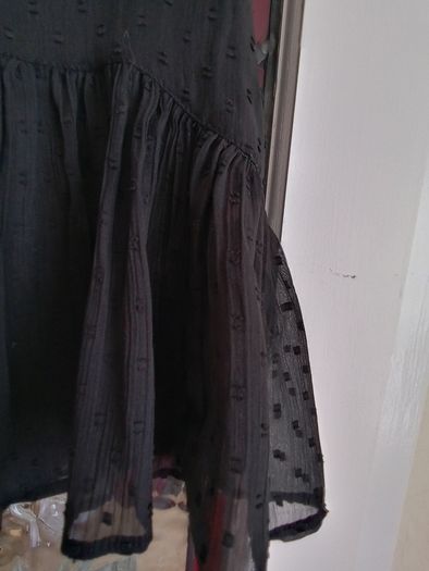 Ladies Tops 8/10
