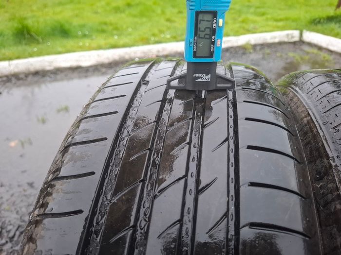 16" Genuine Vw Alloys with tyres