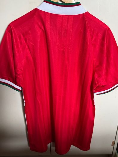 liverpool jersey