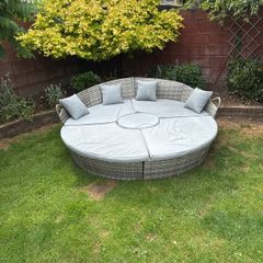 Garden Rattan Day Bed.