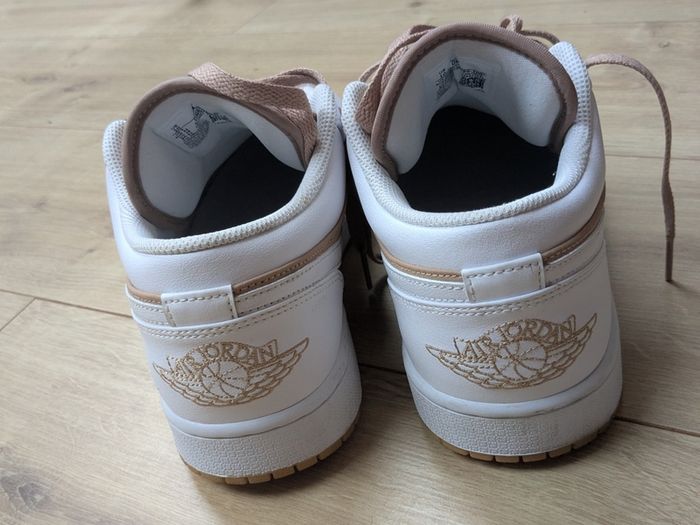 Jordan 1 Low "Hemp/White" sneakers