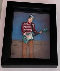 Red Hot Chili Peppers art figure
