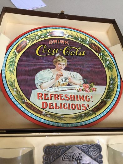 Coca Cola 75 Years Anniversary Box Set 1902-1977
