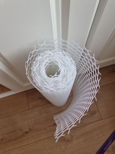 Balcony protection net for cats