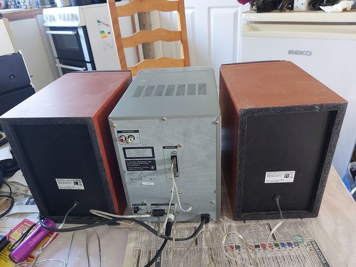 Sony Micro Hi-Fi Component System, Model CMT-CPX1, Radio, CD, Tape and Mini Disc, everything working fine except for the Tape Deck
