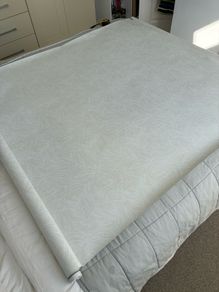 Blackout roller blind