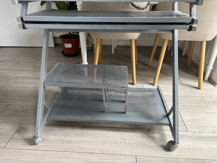 desk