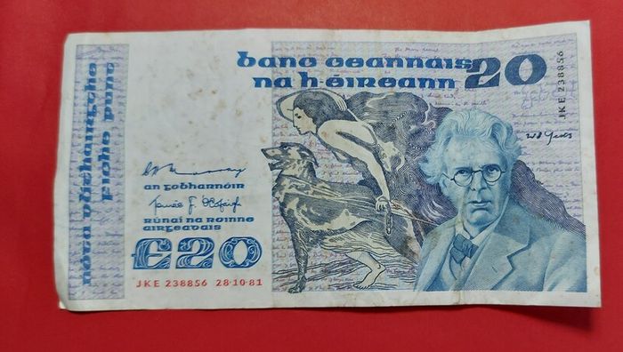 Irish 1981 "YEATS" Twenty pound note in .Fine condition