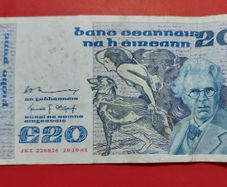 Irish 1981 "YEATS" Twenty pound note in .Fine condition