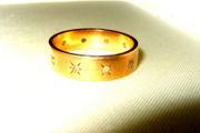 Vintage Hallmarked 9ct Gold/Diamond Ring