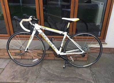 Road Bike + Extra Wheel