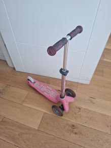 pink mini micro scooter