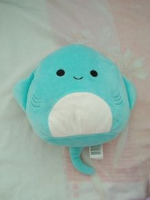 Squishmallow stingray