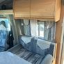 NI 2005 Renault Brstner Delfin Rear-Fixed-Bed Image 10