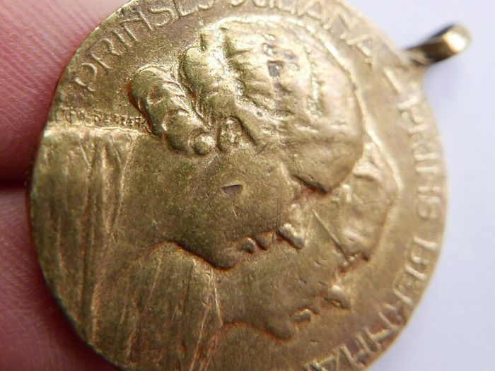 Netherlands 1937 Princess Juliana & Prince Bernhard Wedding Medal