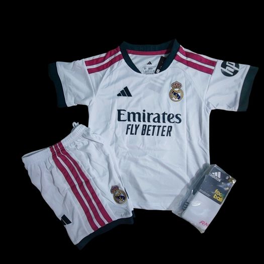 Real Madrid 26/27 ( Mbappe 10 ) Kids Full Kit, Size :6/7, 7/8 ,10/11 Yrs